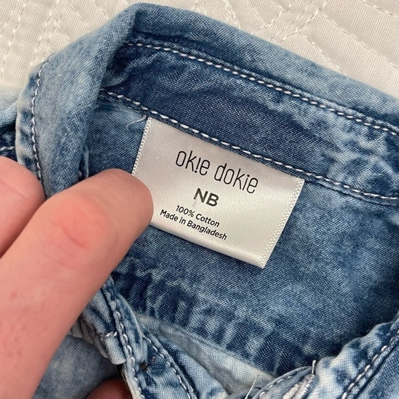 OKIE Dokie Short Sleeve Jean White Washed Button-Down Shirt - Picture 4 of 8